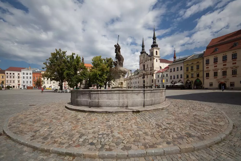 Práce Jihlava, Ranní Směna